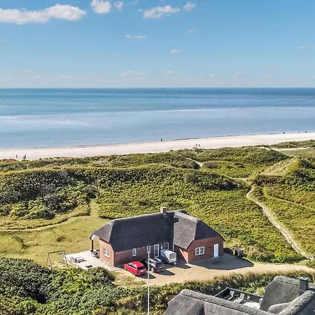 Lovely Home In Blavand With Wifi Blåvand
