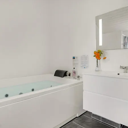 Lovely Home In Blavand With Wifi Blåvand